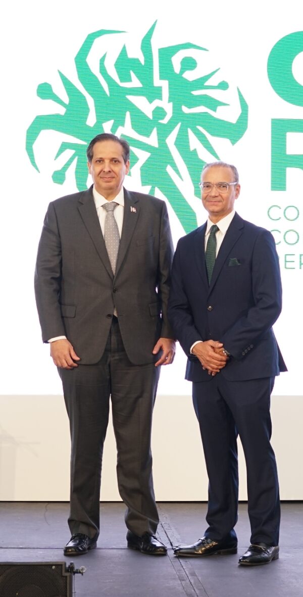 Víctor Atallah y Alexander Mata.